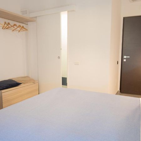 Maga Miro - Guest House Salerno Bagian luar foto