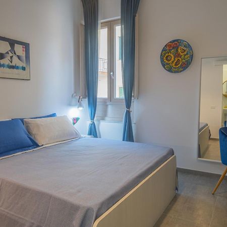 Maga Miro - Guest House Salerno Bagian luar foto