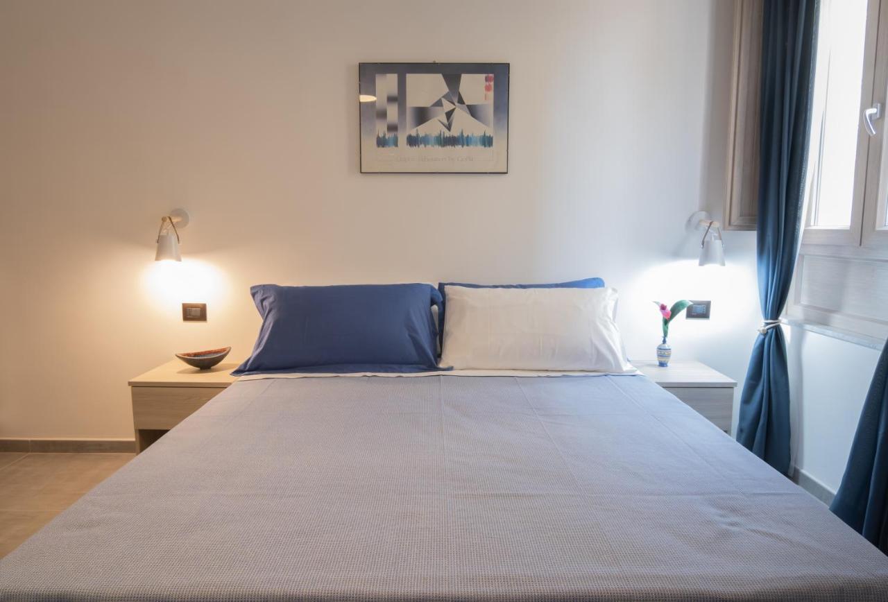 Maga Miro - Guest House Salerno Bagian luar foto