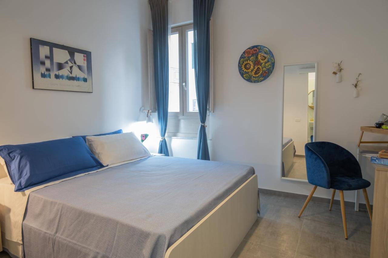 Maga Miro - Guest House Salerno Bagian luar foto